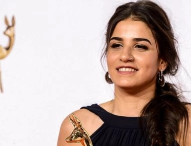 Η «ηρωίδα» πρόσφυγας ήταν τελικά διακινητής παράνομων μεταναστών